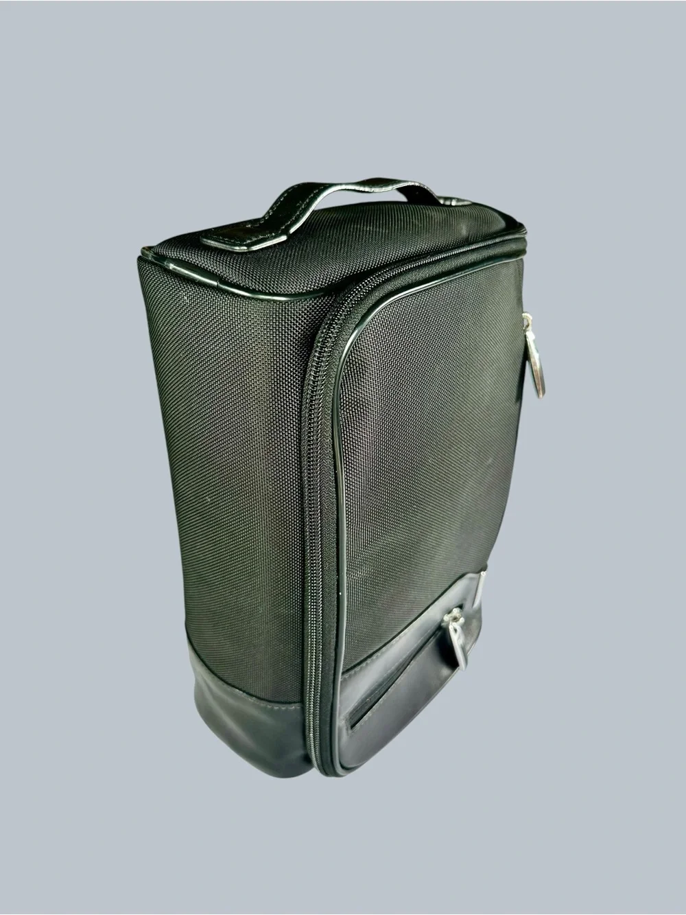 Tumi Arrive Barajas Leather Toiletry Organizer